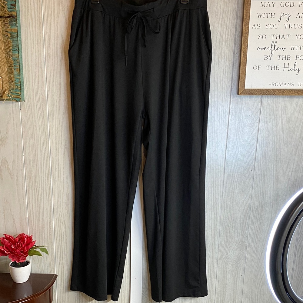 Chic Black Wide Leg Women's Pants